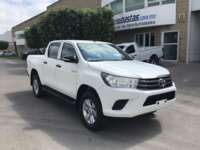Toyota Hilux 2017 4p Doble Cabina SR L4/2.7 Man 2017 Toyota Hilux Venta Exteriores 3
