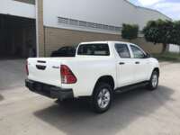 Toyota Hilux 2017 4p Doble Cabina SR L4/2.7 Man 2017 Toyota Hilux Venta Exteriores 5