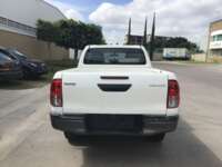 Toyota Hilux 2017 4p Doble Cabina SR L4/2.7 Man 2017 Toyota Hilux Venta Exteriores 6