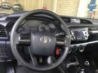 Toyota Hilux 2017 4p Doble Cabina SR L4/2.7 Man 2017 Toyota Hilux Venta Interiores 1