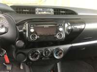 Toyota Hilux 2017 4p Doble Cabina SR L4/2.7 Man 2017 Toyota Hilux Venta Interiores 3