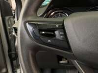 Chevrolet Onix 2021 4p LS L3/1.0/T Aut 2021 Chevrolet Onix Venta Interiores 5