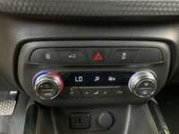 Chevrolet Onix 2021 4p LS L3/1.0/T Aut 2021 Chevrolet Onix Venta Interiores 8