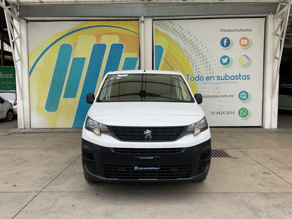Peugeot Partner 2021 5p L4/1.6/T Diesel Man 2021 Peugeot Partner Venta Exteriores 2