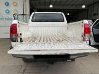 Toyota Hilux 2018 4p Doble Cabina Base L4/2.7 Man 2018 Toyota Hilux Venta Cajuela 1