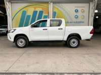 Toyota Hilux 2018 4p Doble Cabina Base L4/2.7 Man 2018 Toyota Hilux Venta Exteriores 8