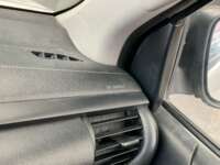 Toyota Hilux 2018 4p Doble Cabina Base L4/2.7 Man 2018 Toyota Hilux Venta Interiores 11