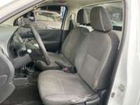 Nissan NP300 2020  2020 Nissan NP300 Venta Interiores 14