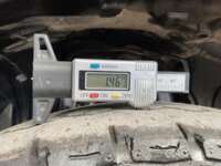 Nissan NP300 2020  2020 Nissan NP300 Venta Llantas 3