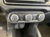 Nissan Versa 2021 4p Sense L4/1.6 CVT 2021 Nissan Versa Venta Interiores 8