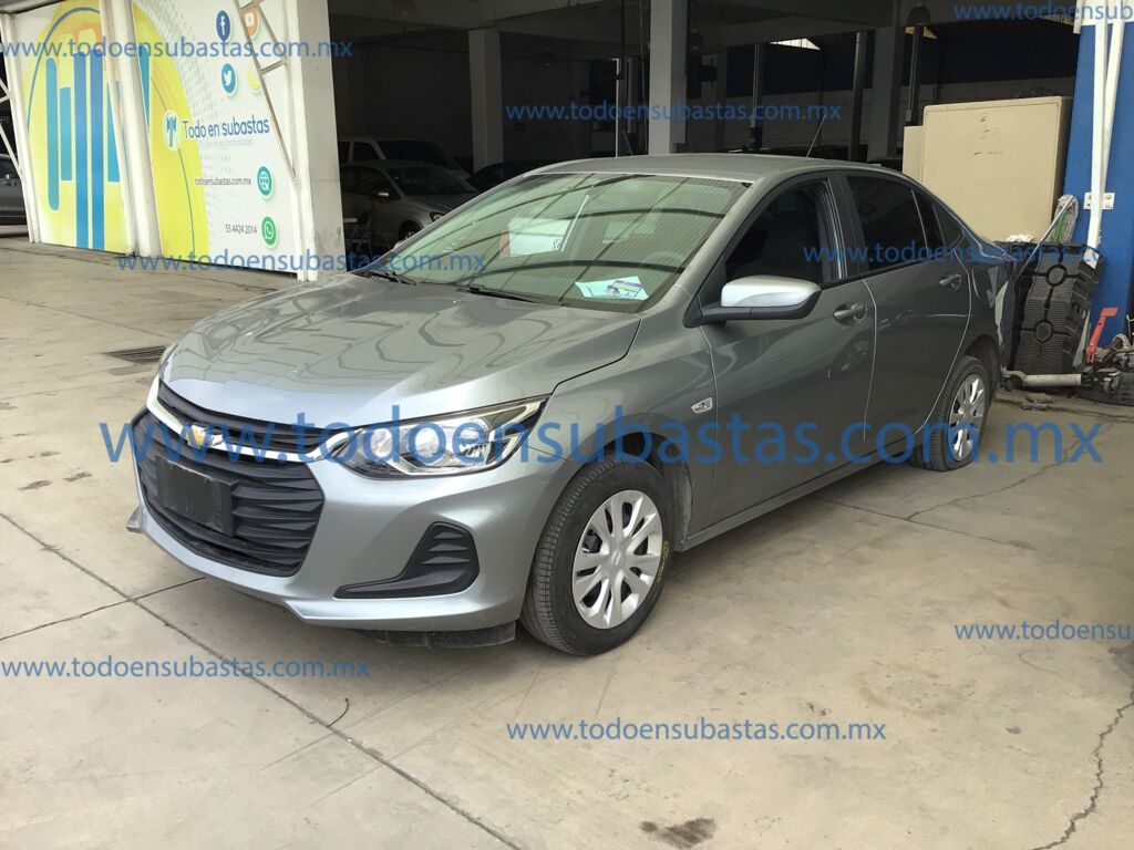 Chevrolet Onix 2024 4p LS L3/1.3 Man IMG_6378