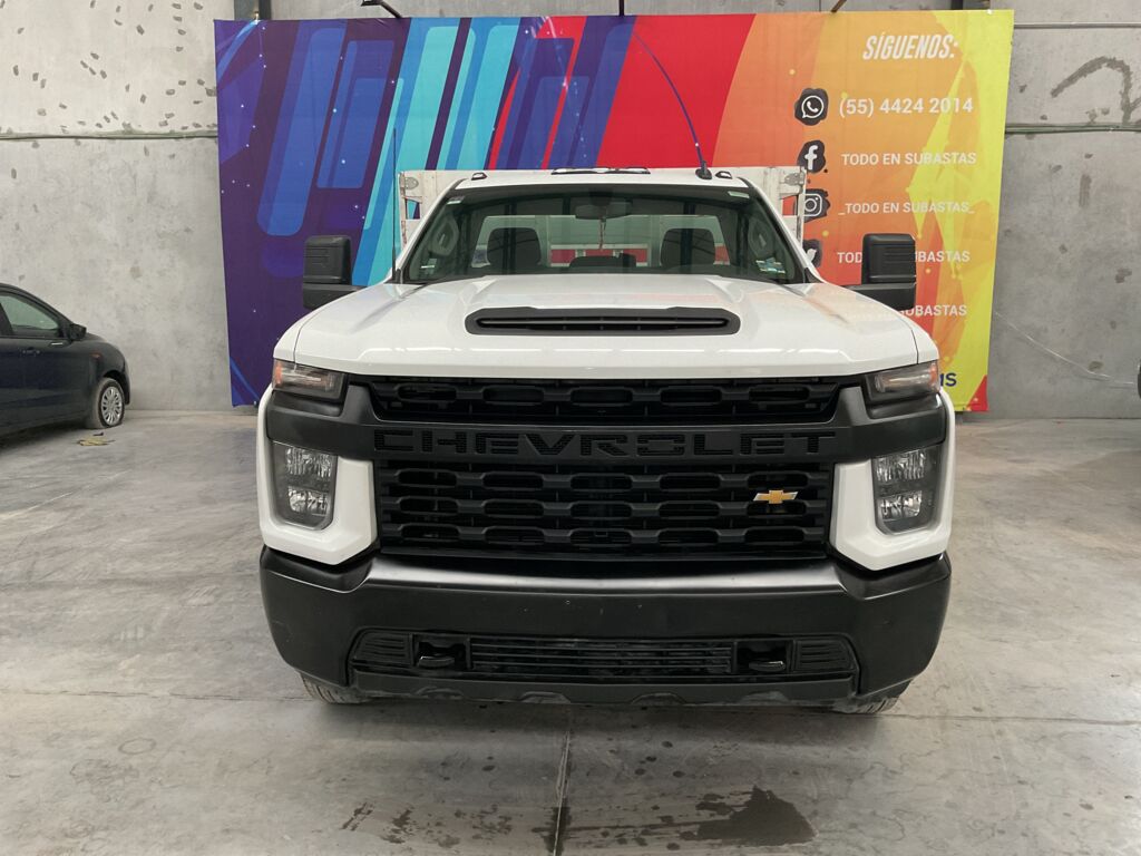 Chevrolet Silverado 3500 2022 2p WT Chasis Cabina V8/6.6 Man 2022 Chevrolet Silverado 3500 Venta Exteriores 2