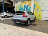 Volvo XC40 2021 5p Momentum T4 L4/2.0/T Aut 2021 Volvo XC40 Venta Exteriores 5