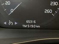 Volvo XC40 2021 5p Momentum T4 L4/2.0/T Aut 2021 Volvo XC40 Venta Interiores 3