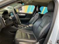 Volvo XC40 2021 5p Momentum T4 L4/2.0/T Aut 2021 Volvo XC40 Venta Interiores 21
