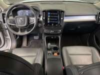 Volvo XC40 2021 5p Momentum T4 L4/2.0/T Aut 2021 Volvo XC40 Venta Interiores 4