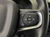 Volvo XC40 2021 5p Momentum T4 L4/2.0/T Aut 2021 Volvo XC40 Venta Interiores 7