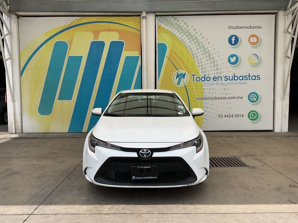 Toyota Corolla 2020 4p LE L4/1.8 CVT 2020 Toyota Corolla Venta Exteriores 2