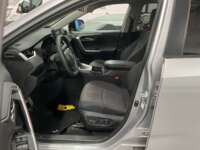 Toyota RAV4 2021 5p XLE L4/2.5 Aut 2021 Toyota RAV4 Venta Interiores 17