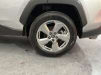Toyota RAV4 2021 5p XLE L4/2.5 Aut 2021 Toyota RAV4 Venta Llantas 4