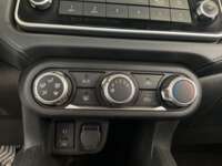 Nissan Versa 2021 4p Sense L4/1.6 CVT 2021 Nissan Versa Venta Interiores 9