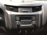 Nissan NP300 Pick Up 2021 2p L4/2.5 Man A/A    2021 Nissan NP300 Pick Up Venta Interiores 6