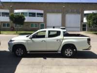 Mitsubishi L200 2021 4p Doble Cabina L4/2.5/T Diesel Man 4X4   2021 Mitsubishi L200 Venta Exteriores 8