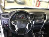 Mitsubishi L200 2021 4p Doble Cabina L4/2.5/T Diesel Man 4X4   2021 Mitsubishi L200 Venta Interiores 1