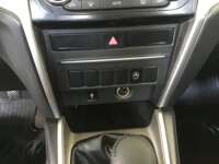 Mitsubishi L200 2021 4p Doble Cabina L4/2.5/T Diesel Man 4X4   2021 Mitsubishi L200 Venta Interiores 4