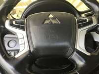 Mitsubishi L200 2021 4p Doble Cabina L4/2.5/T Diesel Man 4X4   2021 Mitsubishi L200 Venta Interiores 8