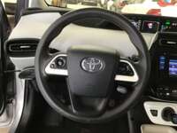 Toyota Prius 2017 5p Base Hibrido L4/1.8 Aut 2017 Toyota Prius Venta Interiores 3