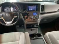 Toyota Sienna 2019 5p XLE V6/3.5 Aut 2019 Toyota Sienna Venta Interiores 4