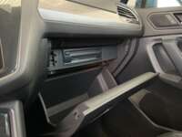 Volkswagen Tiguan 2019 5p Comfortline L4/1.4/T DSG Piel 2019 Volkswagen Tiguan Venta Interiores 19