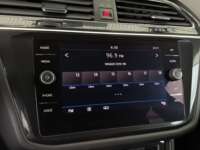 Volkswagen Tiguan 2019 5p Comfortline L4/1.4/T DSG Piel 2019 Volkswagen Tiguan Venta Interiores 9