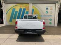 Nissan NP300 Frontier 2021 4p SE L4/2.5 Man 2021 Nissan NP300 Frontier Venta Exteriores 6