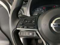 Nissan NP300 Frontier 2021 4p SE L4/2.5 Man 2021 Nissan NP300 Frontier Venta Interiores 6