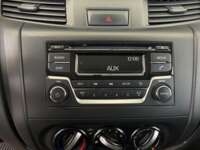 Nissan NP300 Frontier 2021 4p SE L4/2.5 Man 2021 Nissan NP300 Frontier Venta Interiores 8