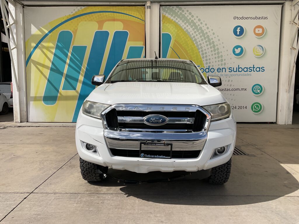Ford Ranger 2017 4p XLT Doble Cab L5/3.2 Aut Diesel 4x4 2017 Ford Ranger Venta Exteriores 2