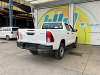 Toyota Hilux 2018 4p Doble Cabina Base L4/2.7 Man 2018 Toyota Hilux Venta Exteriores 5