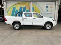 Toyota Hilux 2018 4p Doble Cabina Base L4/2.7 Man 2018 Toyota Hilux Venta Exteriores 4