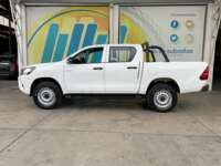 Toyota Hilux 2018 4p Doble Cabina Base L4/2.7 Man 2018 Toyota Hilux Venta Exteriores 8