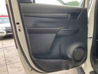 Toyota Hilux 2018 4p Doble Cabina Base L4/2.7 Man 2018 Toyota Hilux Venta Interiores 15
