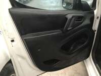 Peugeot Partner 2019 5p L4/1.6/T Diesel Man       2019 Peugeot Partner Venta Interiores 12