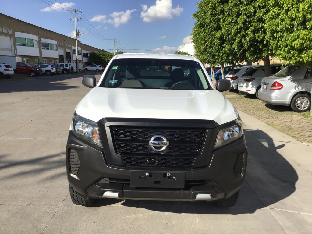 Nissan NP300 Pick Up 2021 2p L4/2.5 Man A/A    2021 Nissan NP300 Pick Up Venta Exteriores 2
