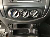 Nissan NP300 Pick Up 2021 2p L4/2.5 Man A/A    2021 Nissan NP300 Pick Up Venta Interiores 4