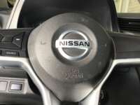 Nissan NP300 Pick Up 2021 2p L4/2.5 Man A/A    2021 Nissan NP300 Pick Up Venta Interiores 8