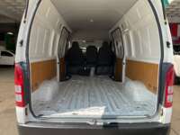 Toyota Hiace 2018 Cargo van 4p 4cil 2.7lts 2018 Toyota Hiace Venta Cajuela 1