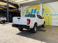 Nissan NP300 Frontier 2022 4p DC Diesel L4/2.5/T Man 4X4 Man 2022 Nissan NP300 Frontier Venta Exteriores 5