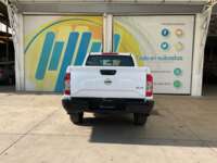 Nissan NP300 Frontier 2022 4p DC Diesel L4/2.5/T Man 4X4 Man 2022 Nissan NP300 Frontier Venta Exteriores 6