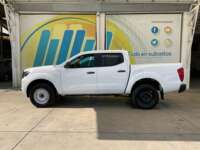 Nissan NP300 Frontier 2022 4p DC Diesel L4/2.5/T Man 4X4 Man 2022 Nissan NP300 Frontier Venta Exteriores 8